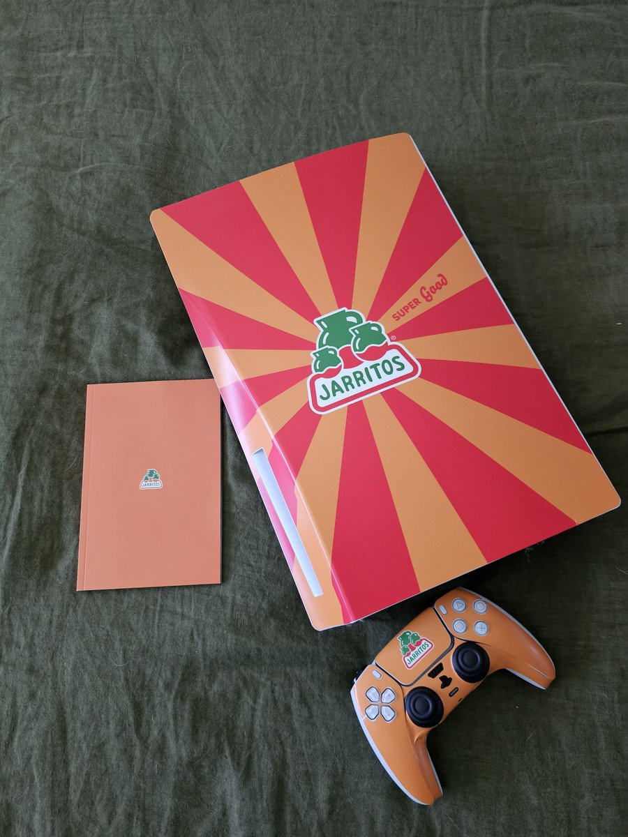 JB0NE_'s tweet photo. My beautiful Bones by @Jarritos has brought me all of these for FREE. Not only has the FP has been slowly grinding up naturally but this has been the most rewarding nft community I've been a part of. This is just the beginning... BONES FAMILA POR VIDA. #bonesbyjarritos https://t.co/1YVtRfvlVv