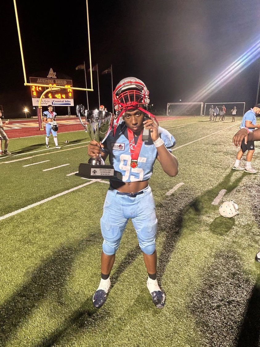 Zian_2008's tweet photo. MVP of tournament💯🏈 https://t.co/basaEdgmpP
