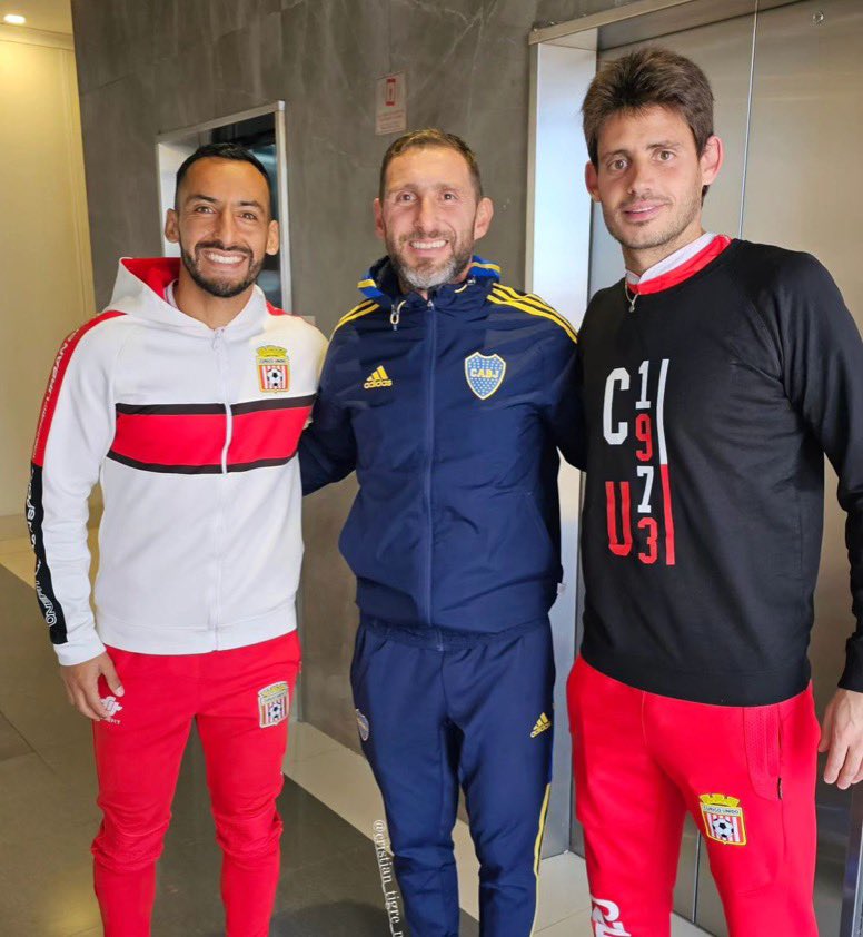 octavapasion's tweet photo. ¡Tremenda fotaza de un reencuentro local!👀👏

En La Serena se reencontraron los ex valores y referentes locales Ronald de la Fuente, Cristián Muñoz y Omar Merlo.

Los tres fueron campeones con Huachipato en 2012. Además, De la Fuente con Muñoz fueron pilares de campañas históricas con clasificaciones internacionales con UdeC 👏