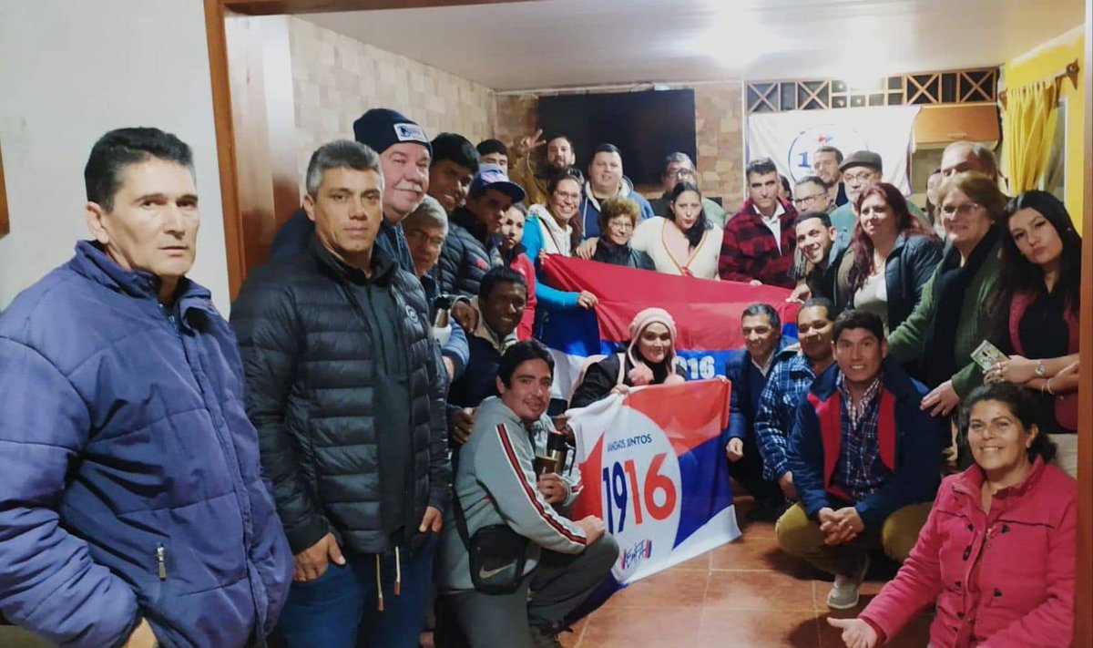 AndresLimaFA's tweet photo. De Asamblea en Asamblea por los Barrios de Salto. El #Enfa sigue creciendo y las diferentes listas y sectores generando actividades. Es en todos los barrios y con todas y todos los vecinos. https://t.co/CKbNgidotF