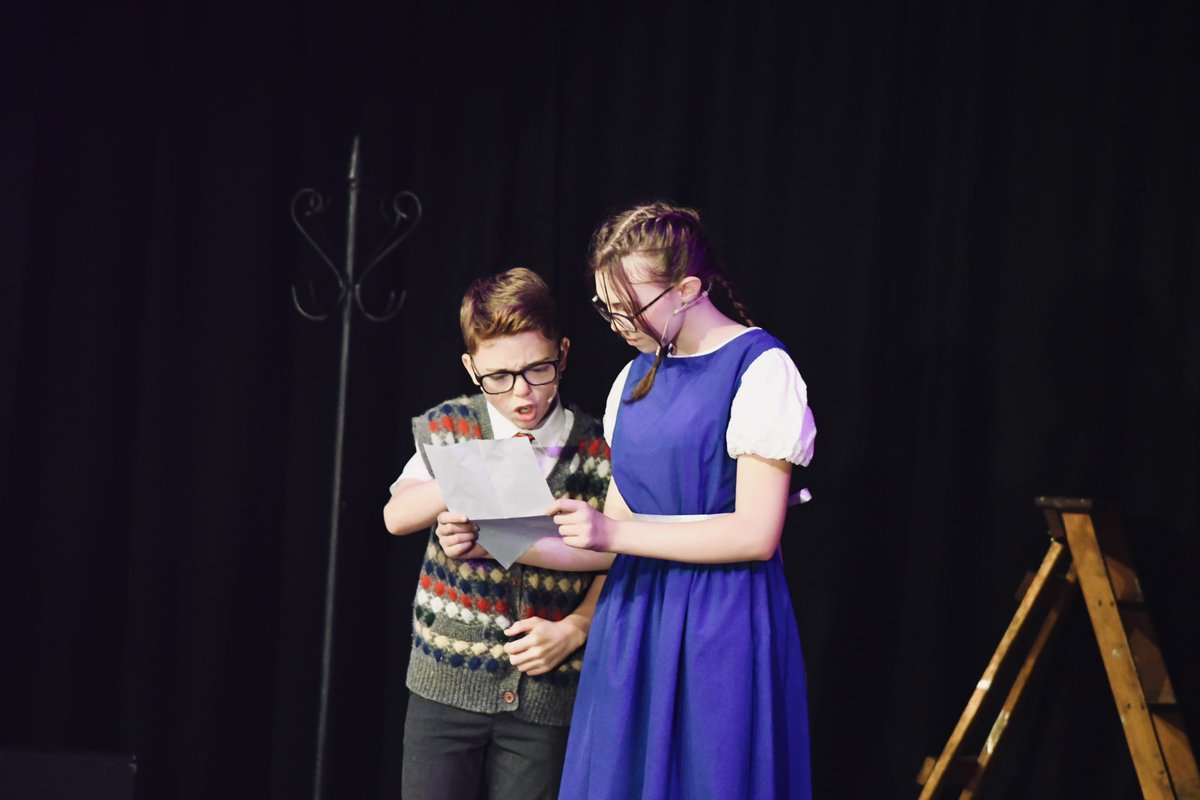 Night number 2 of Mary Poppins. We must never stop offering our children the opportunity to express themselves through the arts. First of a few tweets tonight! <a href="/PassmoresAc/">Passmores Academy</a>