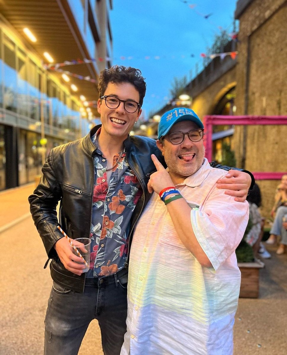 Sophie E. Turner tweet media