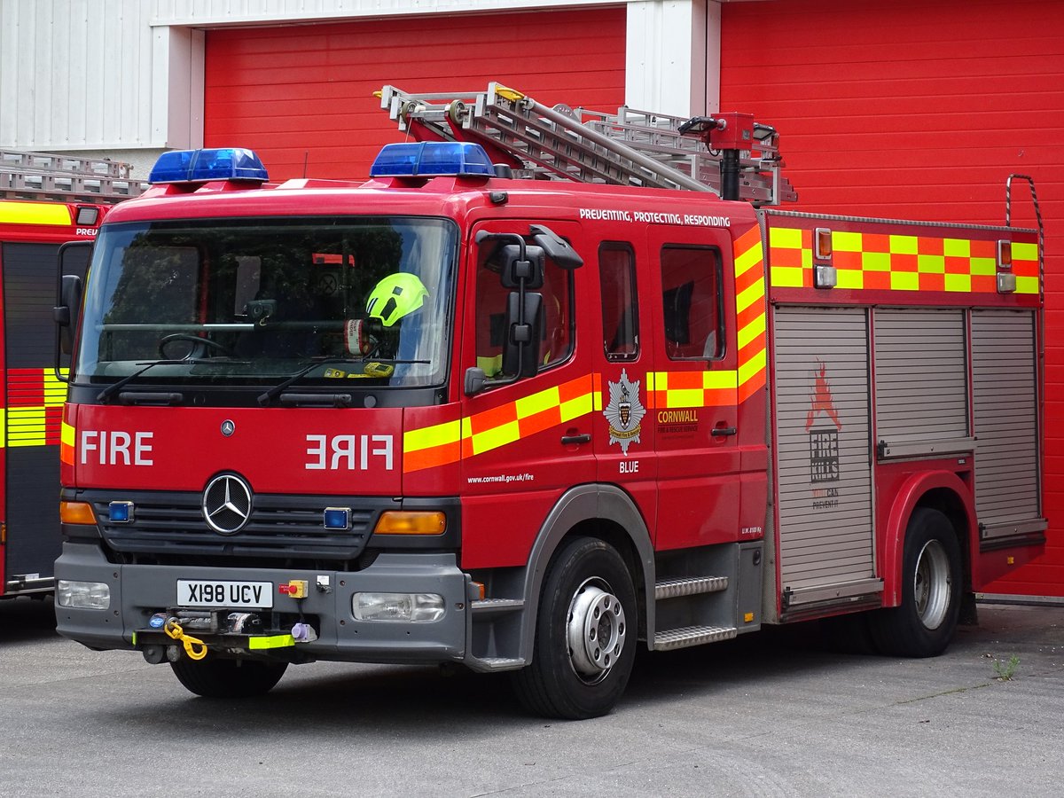 FirePhotographer05 tweet media