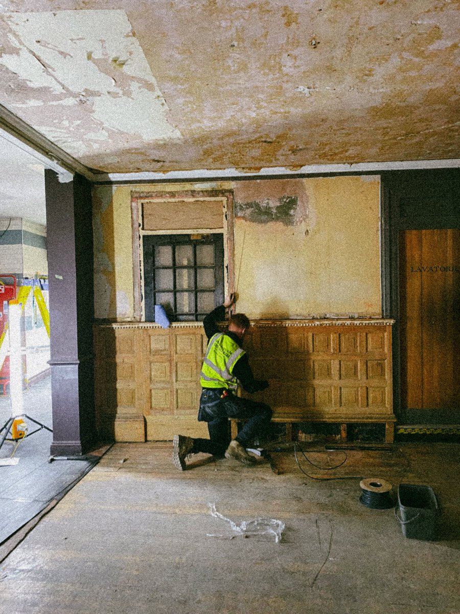 ShaftesburyPub's tweet photo. Embracing a change, one brick at a time. 🔨🚧 We cannot wait to welcome you back to our new and improved space. #RefurbishmentInProgress #NewBeginnings #summeratyoungs https://t.co/wJJcRaCwfp