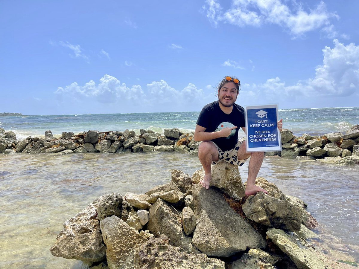 RoyoChavarria's tweet image. Gracias @CheveningFCDO por darme la oportunidad de seguir preparándome para contribuir en la construcción de un mejor México🇲🇽. Ya no puedo esperar a que empiece #MyCheveningJourney! 

#SocialDataScience
#ChosenForChevening 
@UniofExeter 
@UKinMexico 
@KimiYoshimura