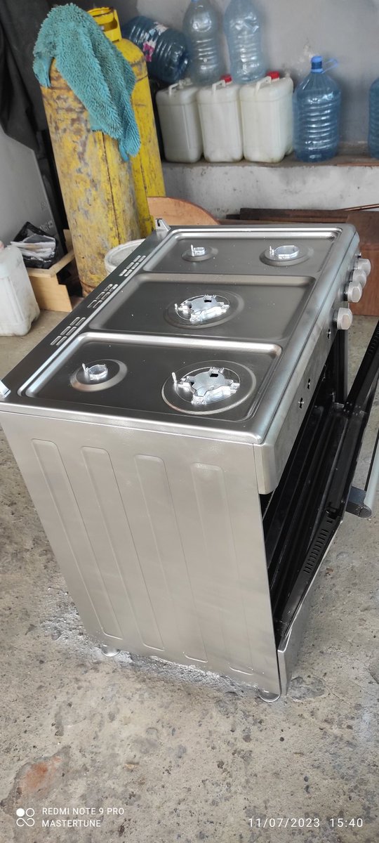 MASTERTUNESERV1's tweet photo. 🛑Arrêtez de jeter vos Gazinières
🛑 Vous pouvez les recyclez
By #MASTERTUNE 🔥👑🔥
Yaoundé - Douala
Whtsp 682834941
#MASTERTUNE_SARL
#Tonspecialiste237
@aminalhba @BeloboKiki @Cedric_GrS @ChristelleFoud3 @Geodric_Alex @JackThibault98 @janvier_bikai @Resistant_27 @yvannkam https://t.co/sJW5nD3223