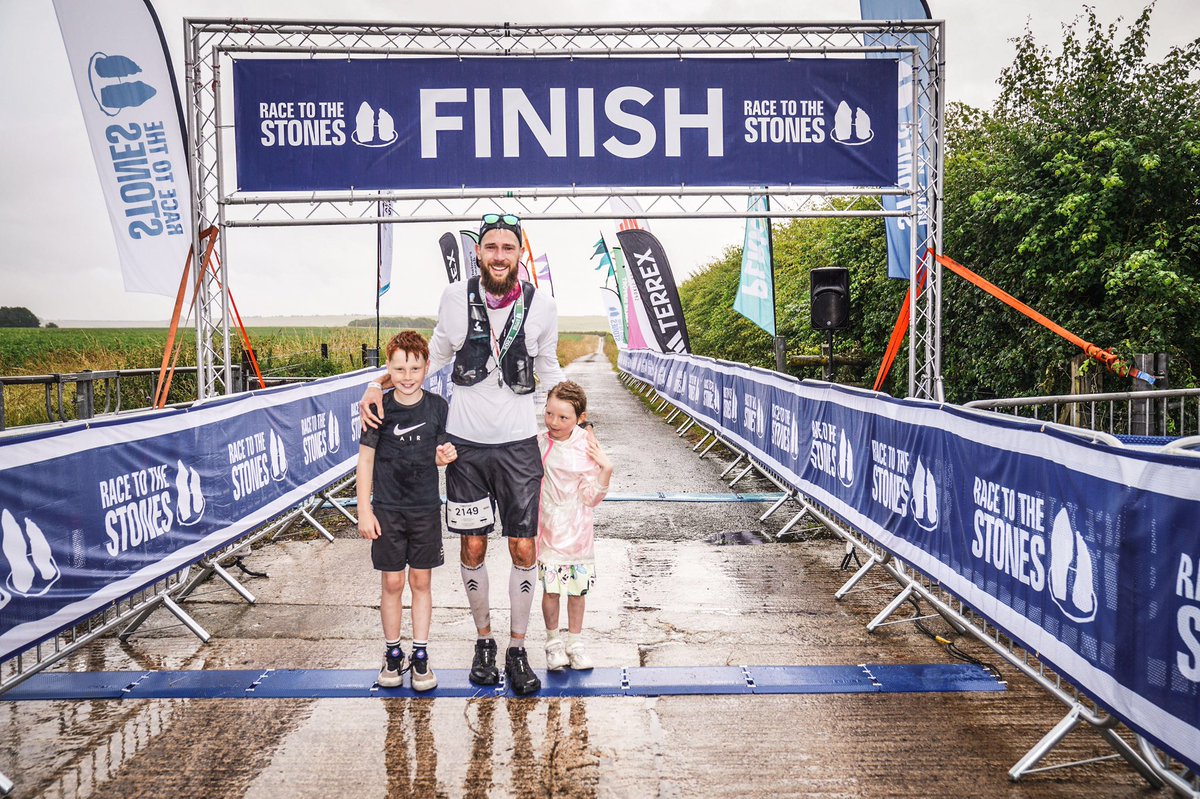 RevTimAlford's tweet photo. Ok last one I promise! 😅 Official race pics from @thresholdtrails #RacetotheStones 100km Ultra… 📸 🏃👌😁

#running #trailrunning #ukrunchat #RTTS23 https://t.co/5tZGpvByW3