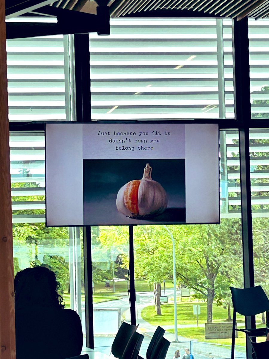 BlayneMM's tweet image. An excellent @psewebconf session on promoting EDI on your website. #pseweb @mcgillu