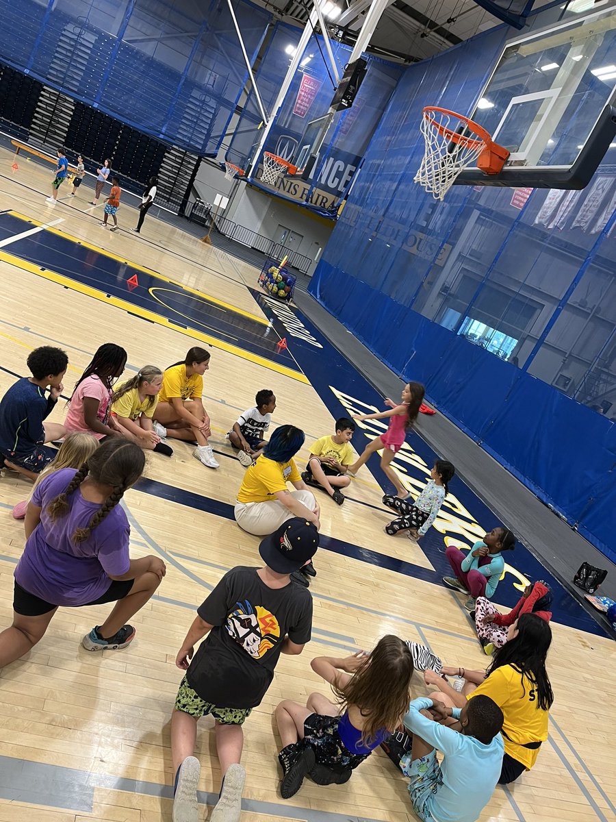 Students enjoying  <a href="/LancerRec/">Lancer Recreation</a> activities <a href="/gecdsbpro/">GECDSB PR</a> <a href="/ClaraHowitt/">Dr. Clara Howitt</a> @MlleParaschak @MeganDuby #GECDSBSLP2023 #CAMPWONDER