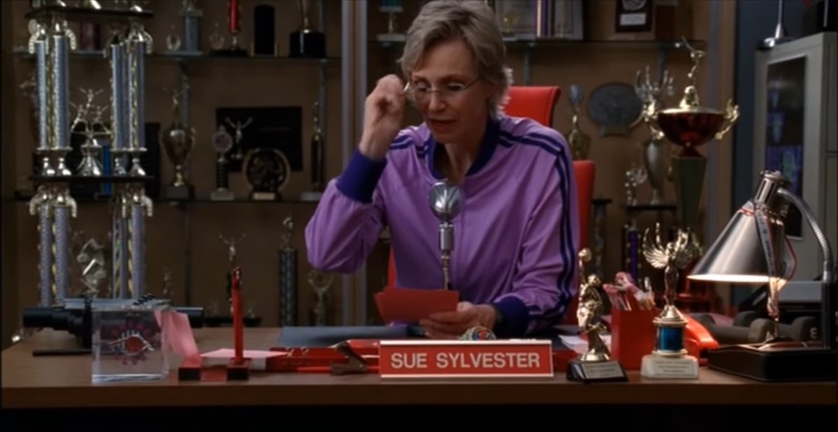 Champion Principal Sue Sylvester tweet media
