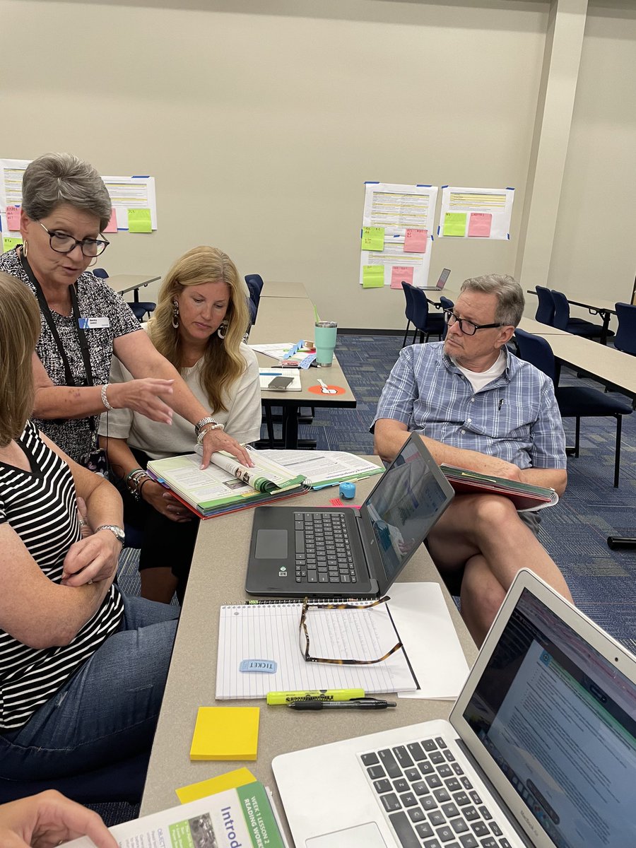 JMOdomElem's tweet photo. Our 5th grade teachers are rocking this MyView PL with Mrs Becky &amp; Mrs Webb #CCSDMyViewSummerPLRocks 
@ColquittSchools https://t.co/ox5RcAjgJv