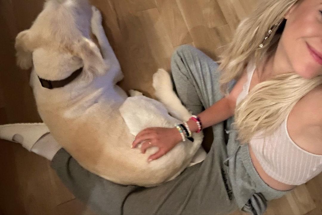 KelseaBallerini's tweet photo. https://t.co/KITNaTqY90