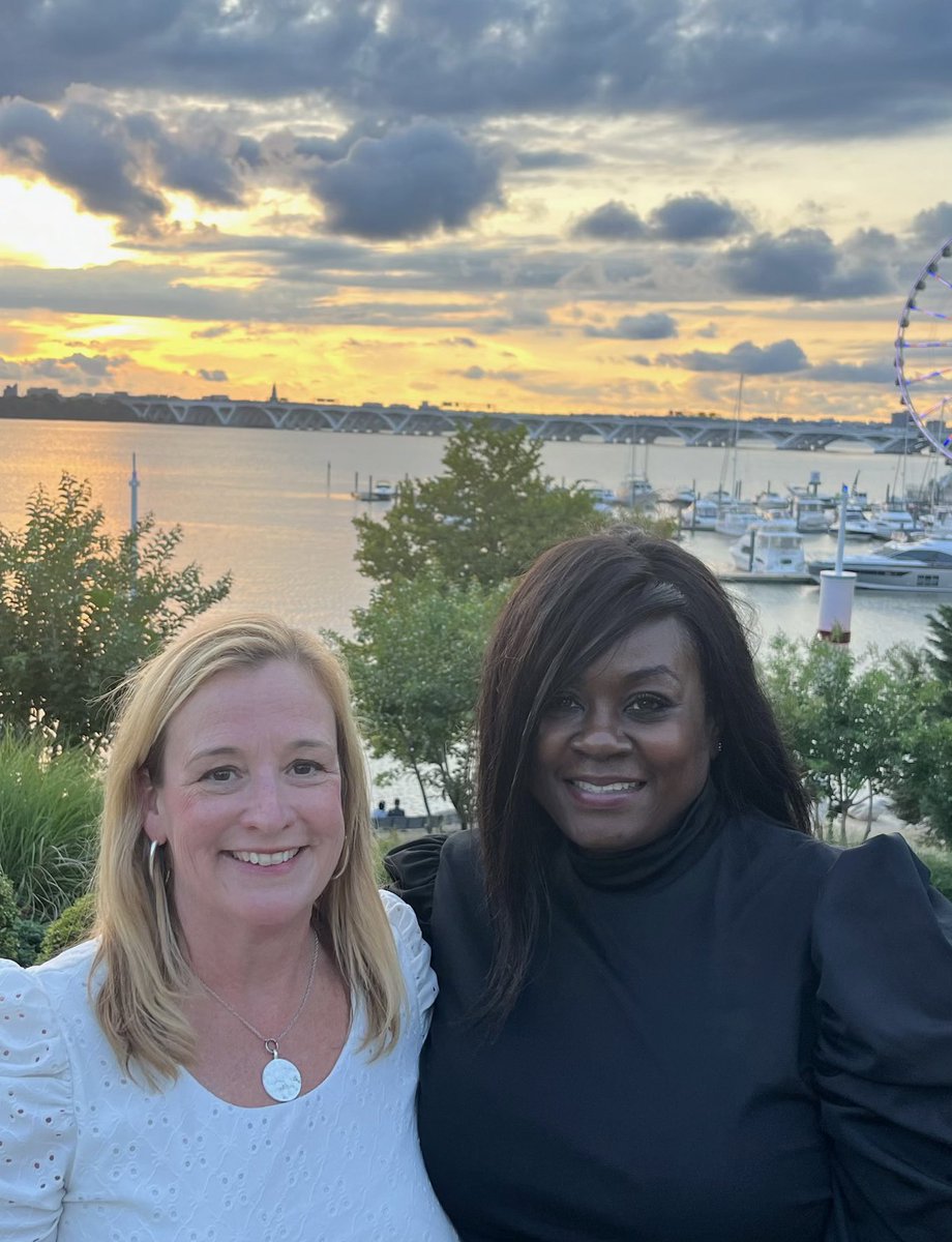 Melanie Jasinkiewicz tweet media