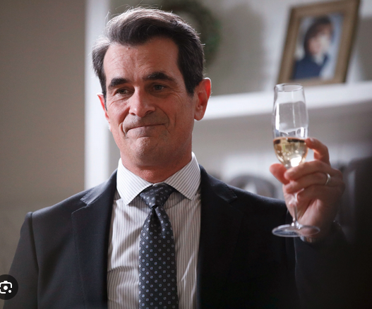 dokter_J's tweet photo. @YNB @phildunster @TelevisionAcad When I saw the hashtag, I couldn't figure out why this guy was trending... 😂😂😂 #phildunster #phildunphy https://t.co/TbN1srZ9CG