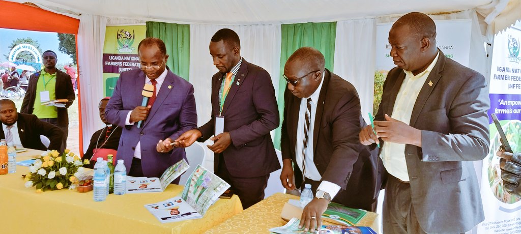 FredBwino's tweet photo. It was such a great honour today as I interacted with students at the 2nd #AgricEducShowUg in jinja,  which is centred around the theme of "Empowering Young Agriprenuers" Where I represented the First Lady, Mama @JanetMuseveni. https://t.co/GMSRfX2ir8