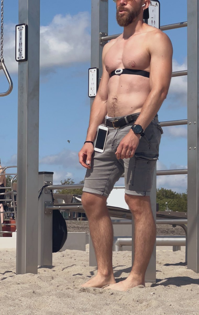 xlad_os's tweet photo. Need a hot guy to play with ma twins 😼 https://t.co/lXhF3IYVhl