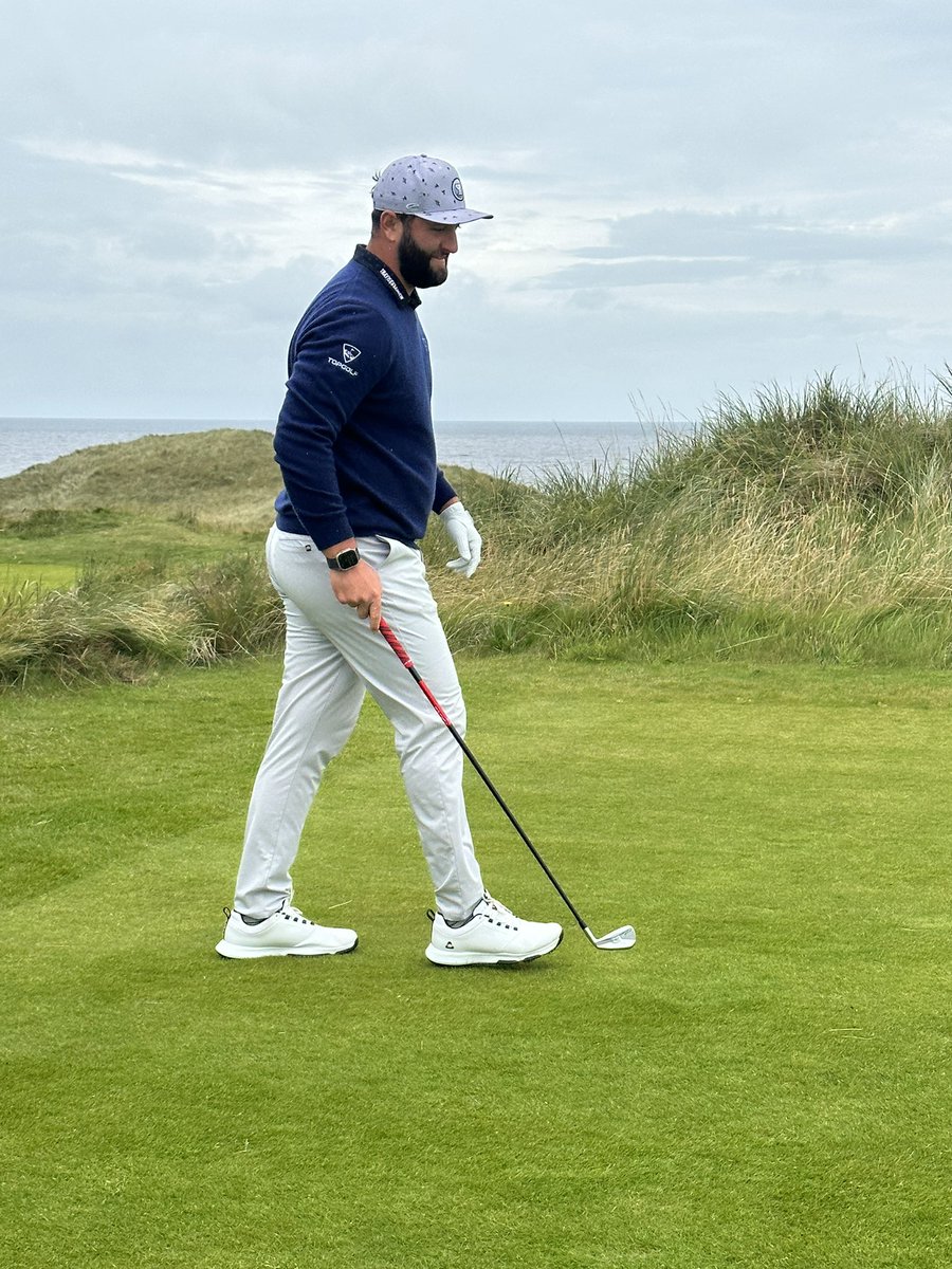 Jon Rahm teeing it up today in Ballybunion Golf Club <a href="/BallybunionGN/">Ballybunion Golf Club</a> <a href="/JonRahmpga/">Jon Rahm Rodriguez</a> <a href="/SWINGolfIreland/">SWING Golf Ireland</a> <a href="/linksgolf/">links association</a>