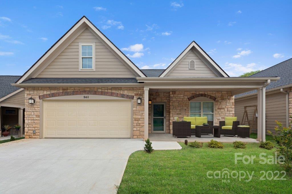 BHHS_LP's tweet image. Check out our #listing in #Hickory #NC  #realestate #realtor tour.corelistingmachine.com/home/XRE6RA