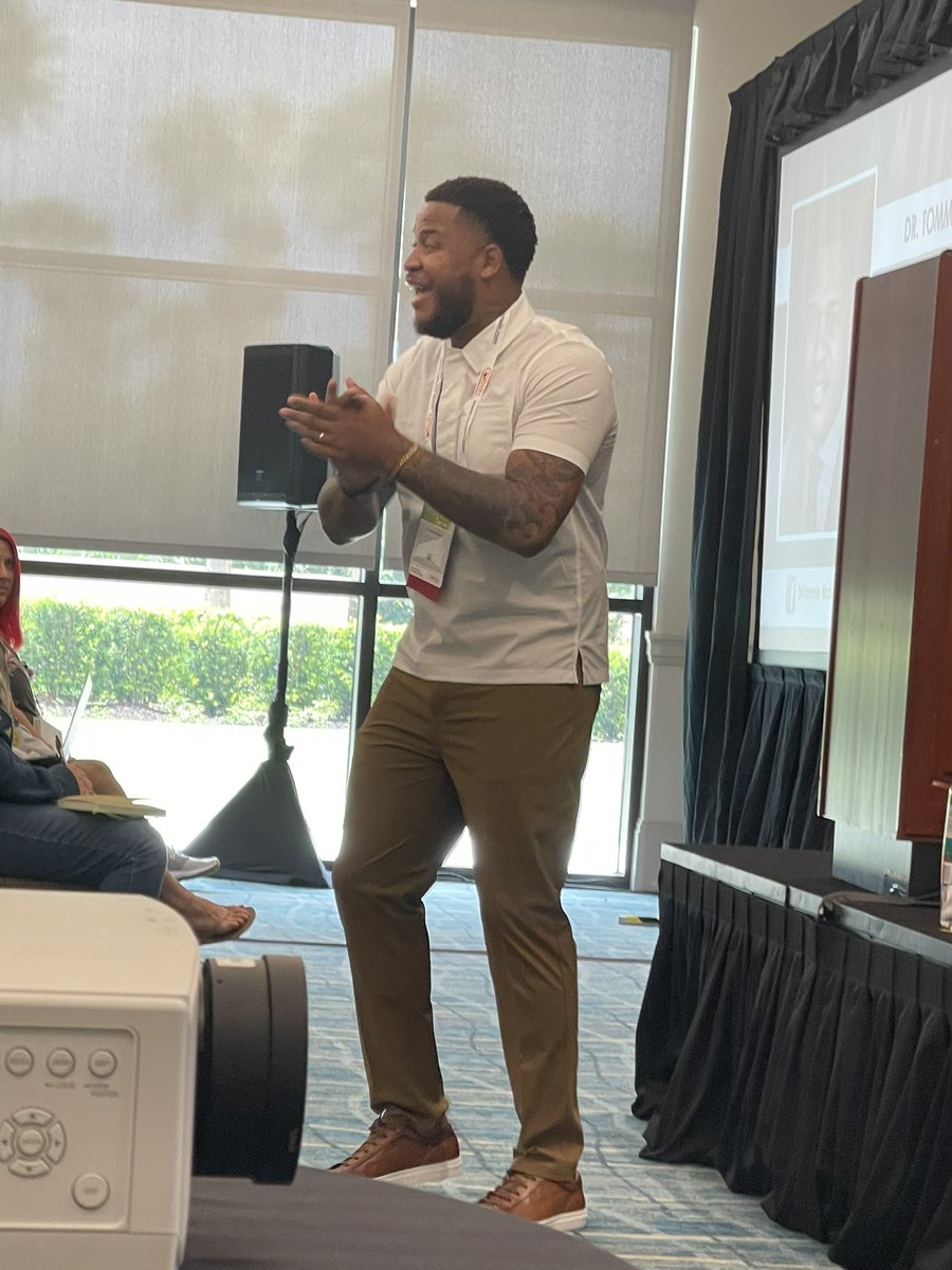 Angie Betts tweet media