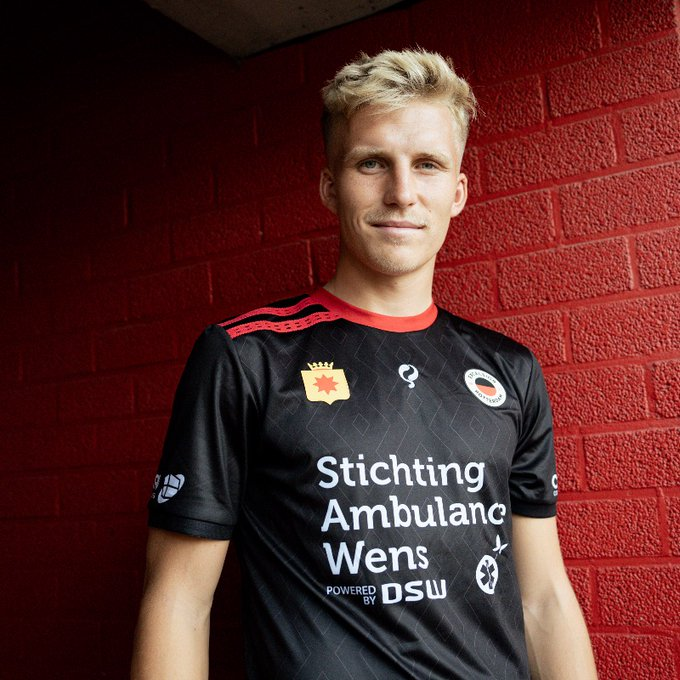 Casper Widell 🇸🇪
20 anos
Defesa Central
Helsingborgs 🇸🇪 -> Excelsior 🇳🇱
?

#CasperWidell #Helsingborgs #Excelsior #Superettan #Eredivisie