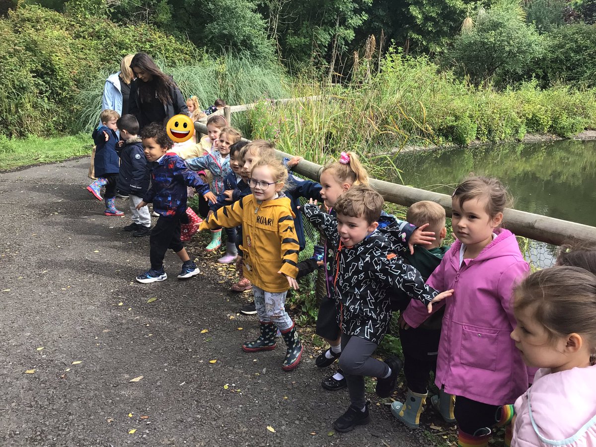 We found the flamingos and tried standing on one leg just like them! 🦩🦩🦩🦩 <a href="/PenllergaerP/">Penllergaer Primary</a> <a href="/penlnurs/">Penlnurs</a> #ppsllc #ppshw #ppshum