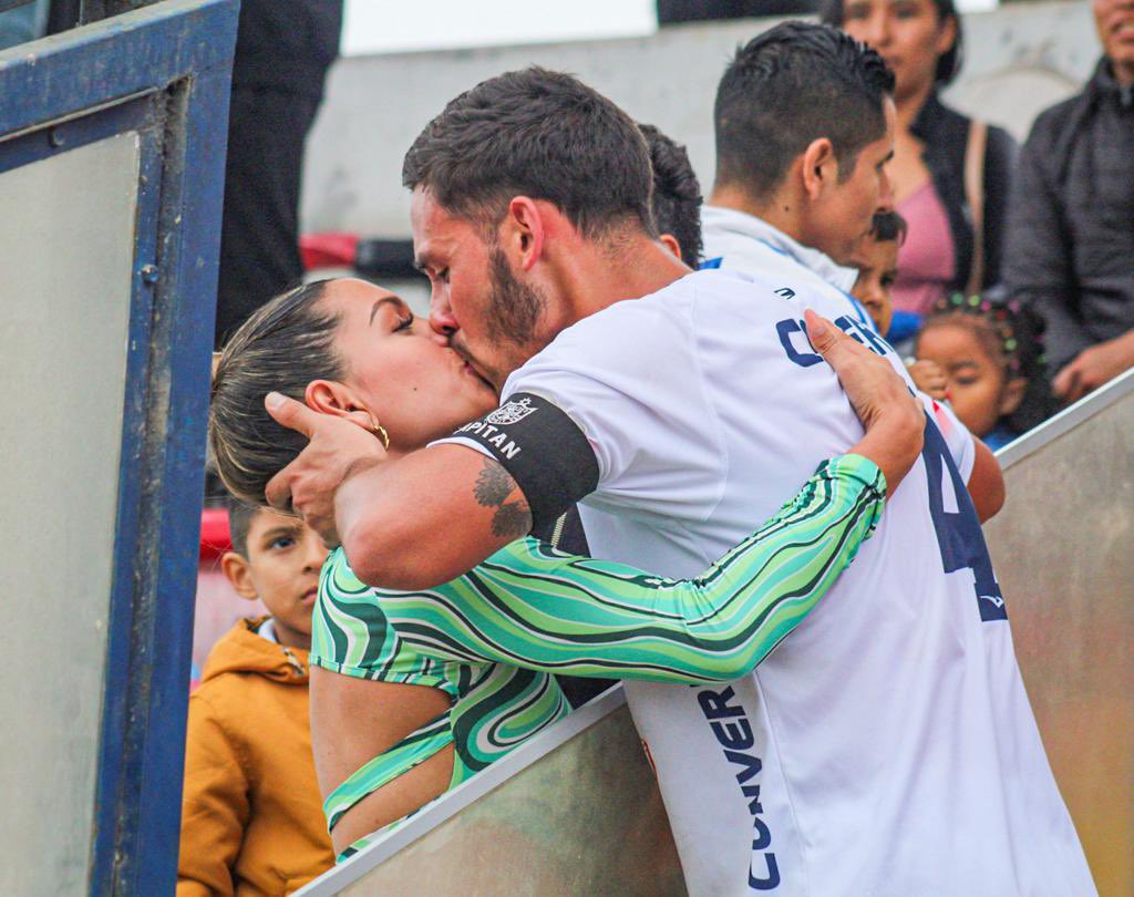UnTalAaronSan's tweet photo. Comenzó intenso y preciso el cuadro de la muela. A los 9’, a través de su capitán, Erick Noriega, se ponían arriba rápidamente tras tres llegadas claras. Con tal ventaja se fueron al descanso, pero con un Chankas que creció y dejó un 1T parejo.

📷Paolo Vallejo/@DeChalaca https://t.co/Eoz8VeL2ZR