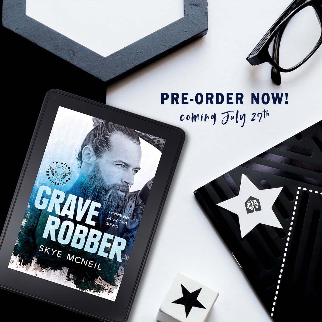 2nerdswithwords's tweet photo. #PREORDER #GRAVEROBBER "All of Grave Robber's red flags looked green to me. And hello spice! 🌶🌶This is a book that you can devour in one sitting. I need the 2nd book ASAP!"
Amazon: https://t.co/mU1ToHTQ2u
Universal: https://t.co/wDfsFHVzcT
@Skye_McNeil7 @HotTreePromos #mcrom https://t.co/TGL6yephRy