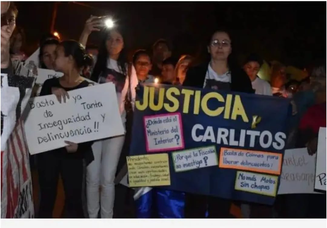 nanduti's tweet photo. Piden justicia para un joven asesinado durante un asalto

Estamos en comunicación con Zuny Haseitel, madre de la víctima

#EsoQuePasa #1020AM

@rickyalderete @melixplaz https://t.co/O2GyyYc4Vt