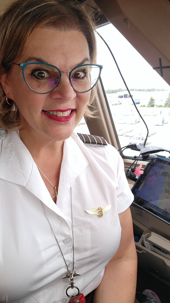 Kelly Lepley ✈🌍👩✈️✈️👩👧👧🇺🇦 tweet media