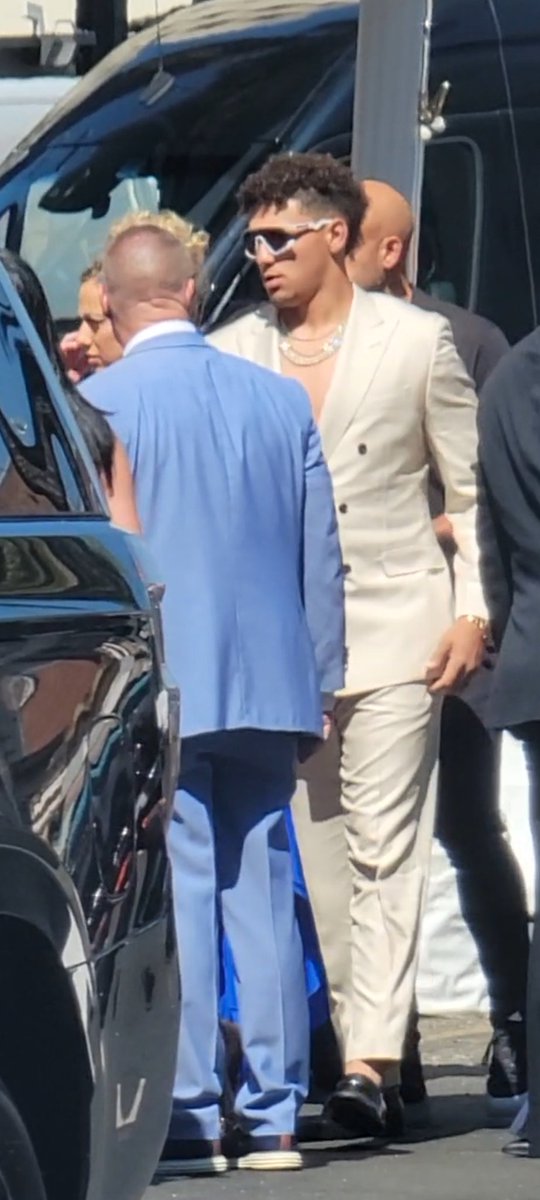 Raider_209's tweet image. Seen Patrick Mahomes at ESPY awards #ESPYS #ESPY @PatrickMahomes #ESPN