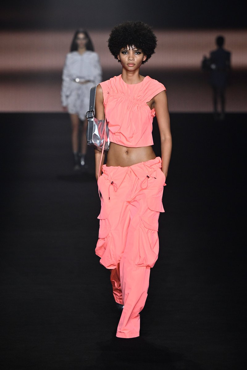 Australian Fashion Week tweet media