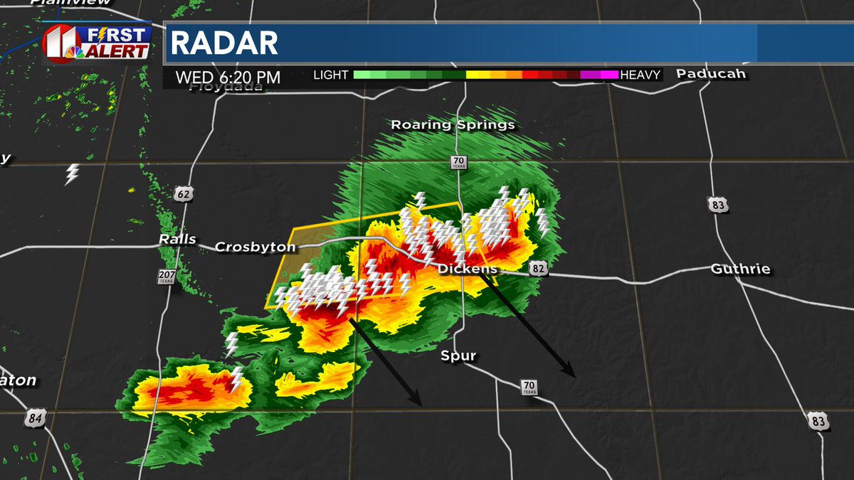JohnRobisonKCBD's tweet photo. Severe Storm moving slowly southeast through Dickens county with the potential of winds from 50-70 mph, intense lightning and heavy rain. https://t.co/dggaiShSts