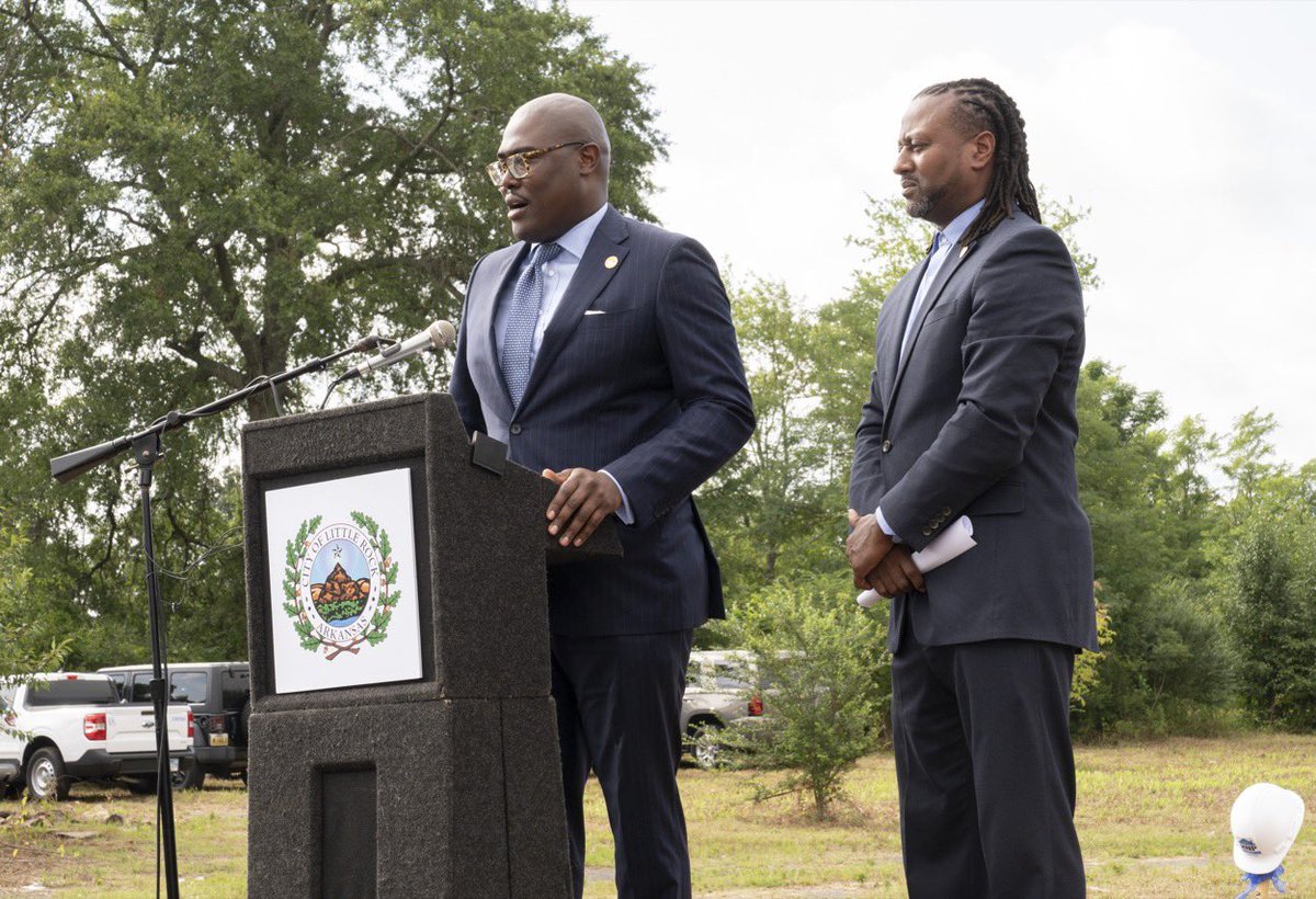 FrankScottJr's tweet photo. A heartfelt thank you to the amazing Housing and Neighborhood Programs Department, and our Director, Kevin Howard, for their guidance and hard work. Together, we’re building one of the most significant accomplishments of my administration: a micro home village. #MicroHomeVillage https://t.co/pqIfrUZwuV
