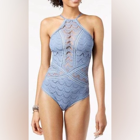 So good I had to share! Check out all the items I'm loving on <a href="/Poshmarkapp/">Poshmark</a> #poshmark #fashion #style #shopmycloset #becca: posh.mk/UsRbDv5YnBb