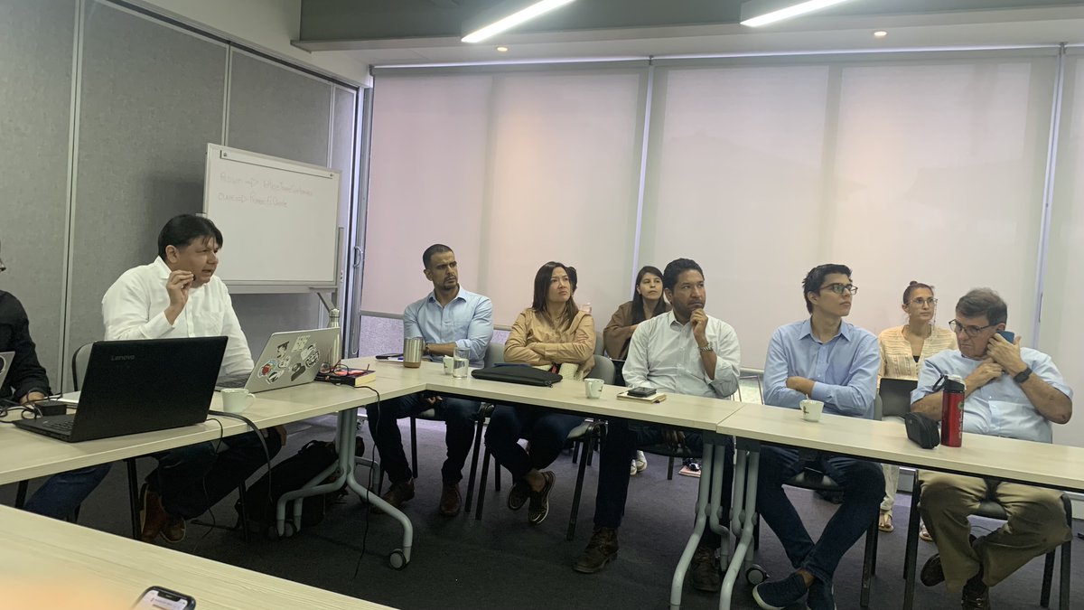 RUPIVColombia's tweet photo. Nuestra red estuvo participando de la Mesa de Competitividad, Ciencia y Tecnología del Consejo Asesor para el Desarrollo Económico de Cali #CADEC.
Se tuvo un ejercicio entre los actores del ecosistema para encontrar acciones que contribuyan al crecimiento para nuestra ciudad. https://t.co/u5LZJ0KyBj