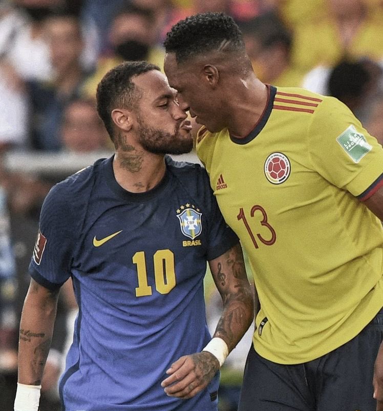 flowjvr's tweet photo. Vamos de “jogadores que você queria ser”

Eu começo: Yerry Mina https://t.co/jd7eB1KW1T