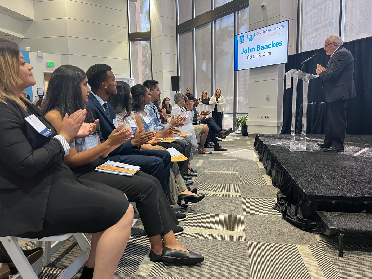cdrewu's tweet photo. Thank you @LACareHealth Plan for awarding full medical school scholarships to 4 exceptional students from the inaugural class of CDUβs historic Four Year MD Program as part of their Elevating the Safety Net program! #ElevatingtheSafetyNet
https://t.co/uQemfKbmGA https://t.co/xd7sDGkKHs