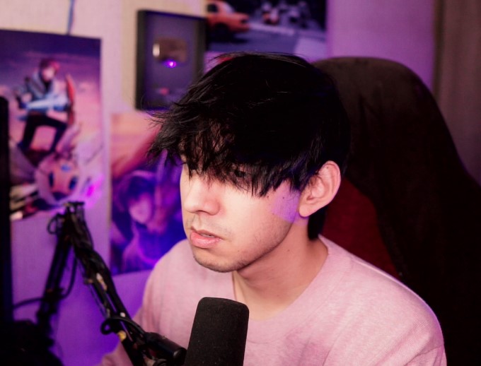Duxorethey's tweet photo. hace tiempo no tenia el cabello tan largo xdd https://t.co/c2xmLL8P7F