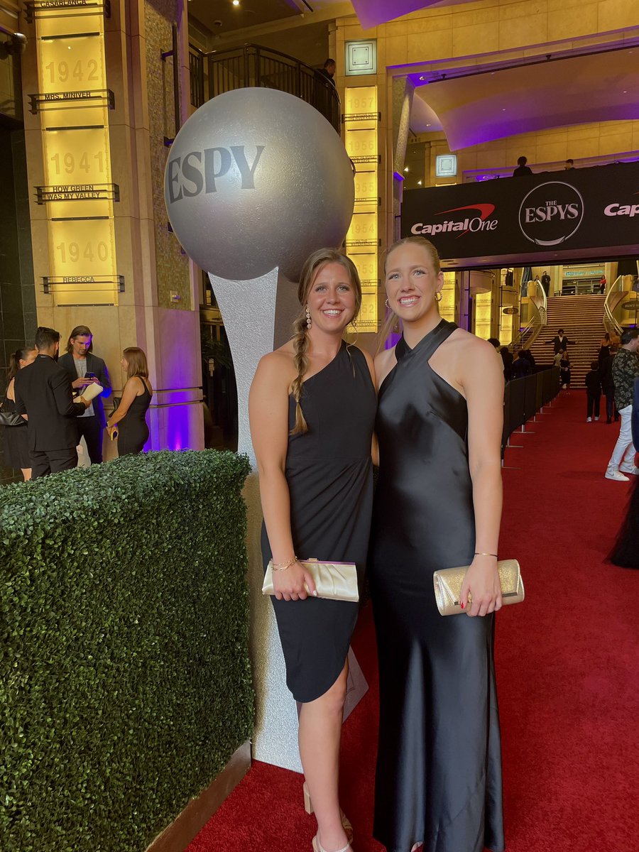 𝗛𝗲𝗿 𝗧𝘂𝗿𝗻 🫱🏻‍🫲🏼 Red Carpet

#ESPYS
#HerTurn