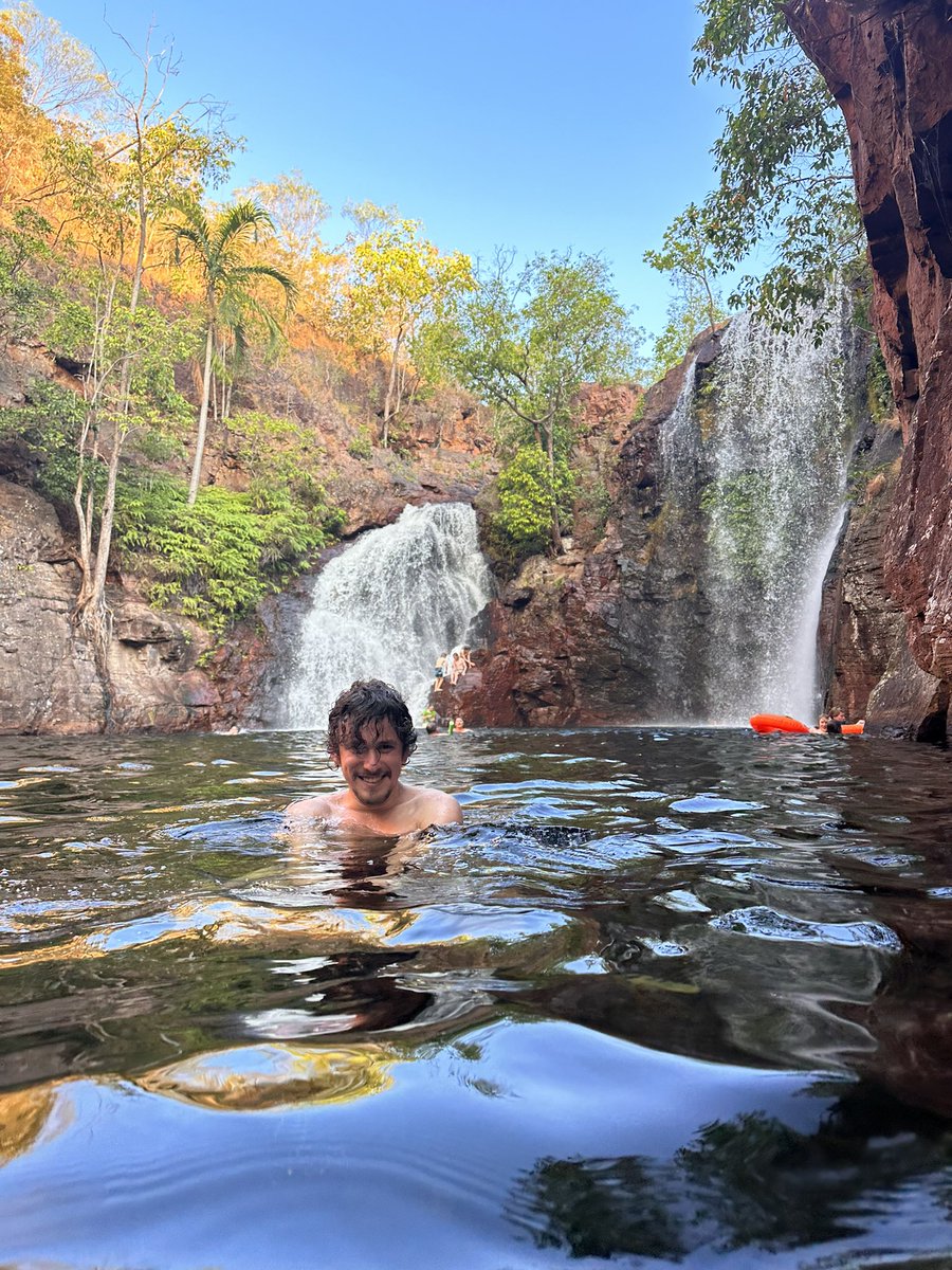 There are many benefits to being a terrestrial ecologist 🦇