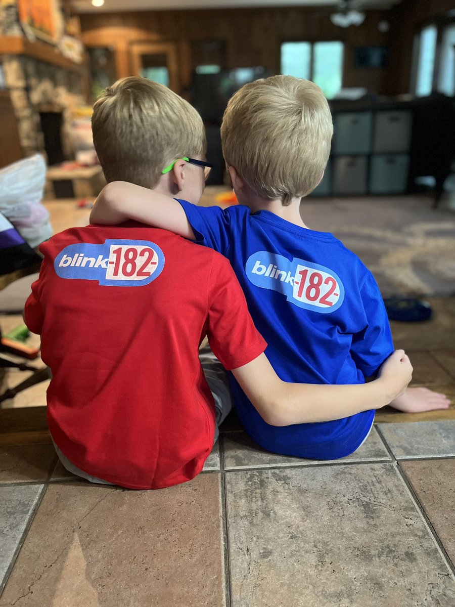 Elizabeth Ecenbarger tweet media