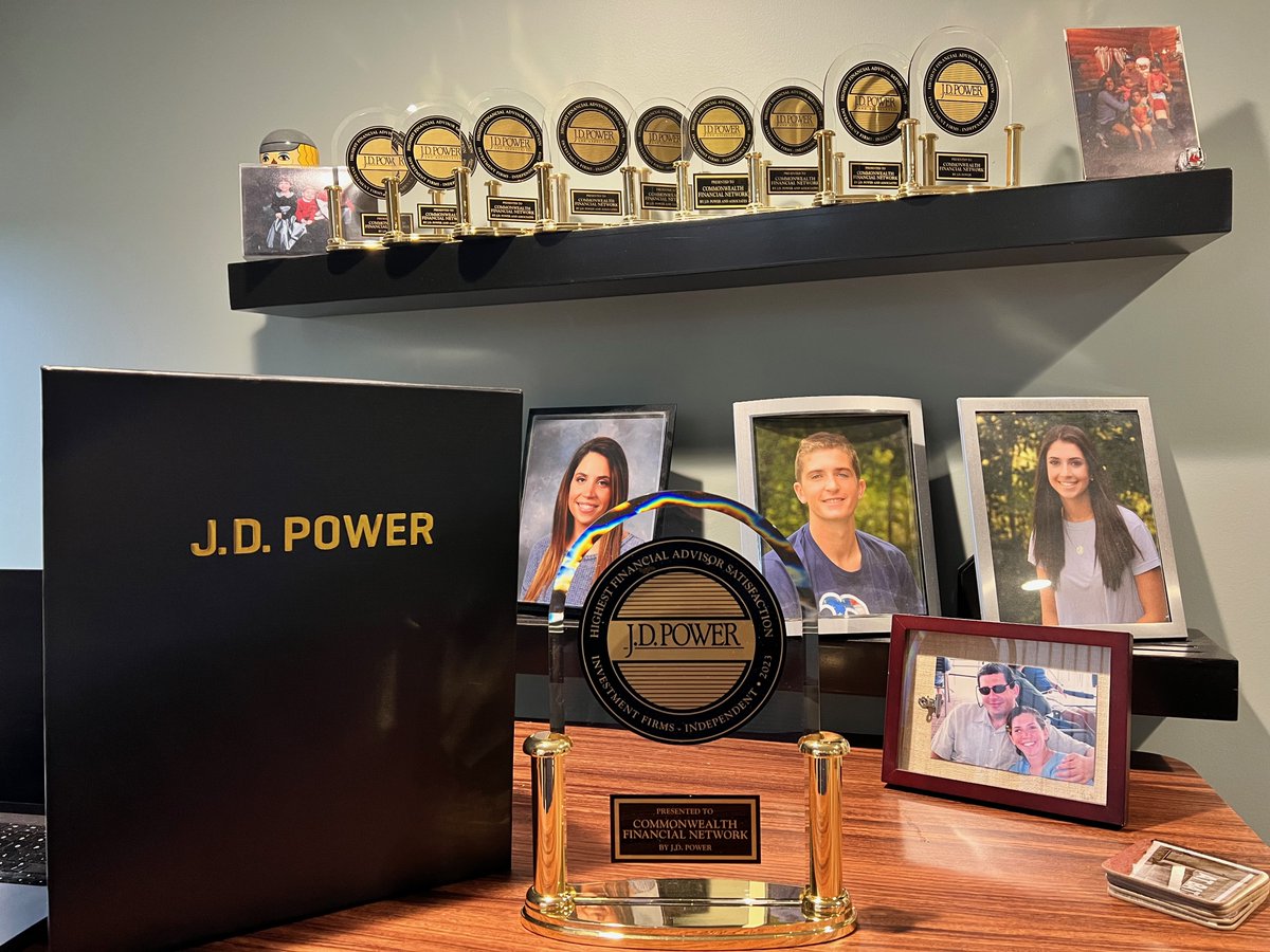 waynebloom's tweet image. The best annual package I’ve received ten years straight! Thank you, @CommonwealthFN  Advisors, for your unwavering support and collaboration! @jdpowerfs