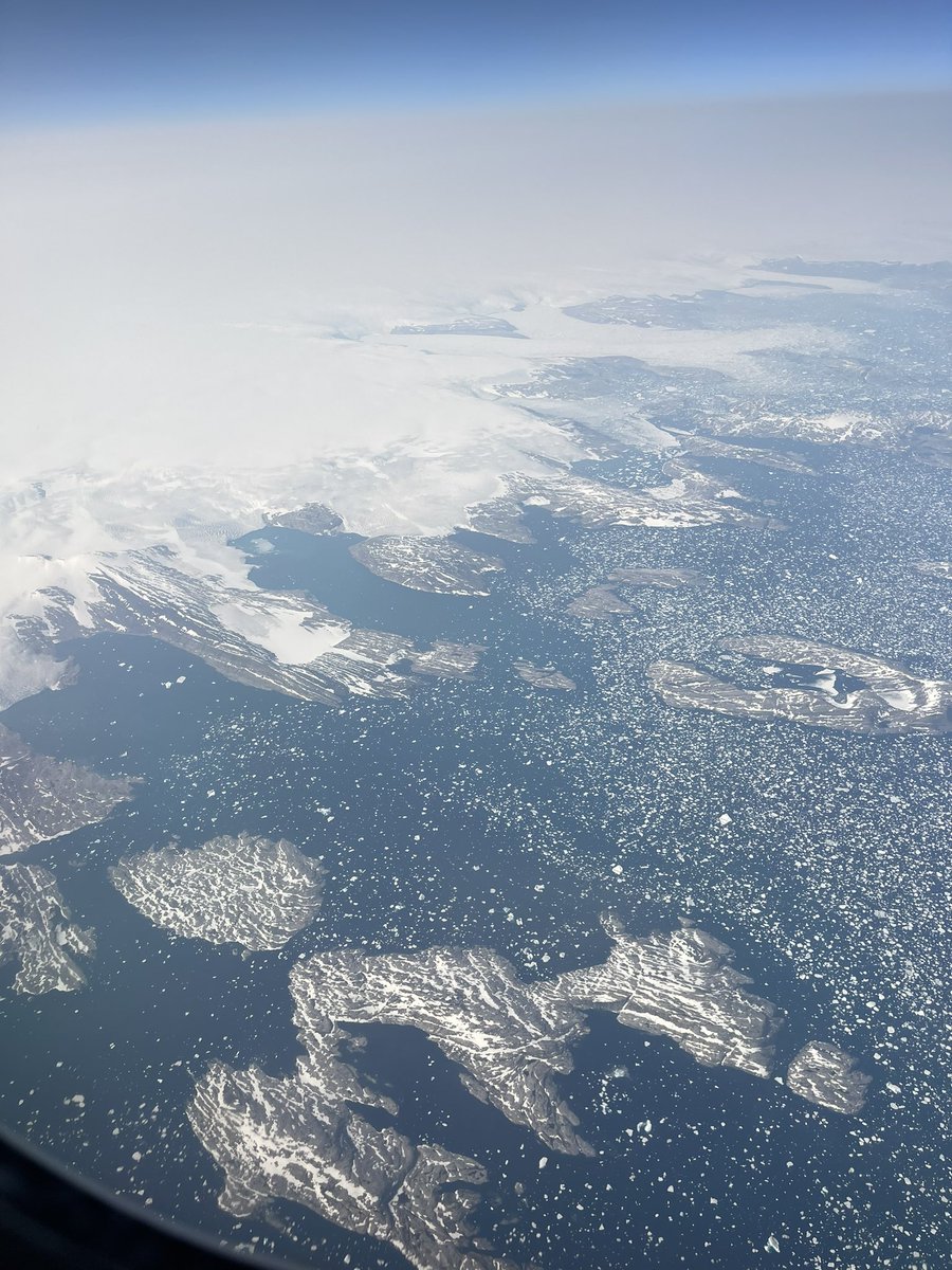 Wow, just flew over the Arctic. Reminds me how insignificant we humans truly are. Stay humble…