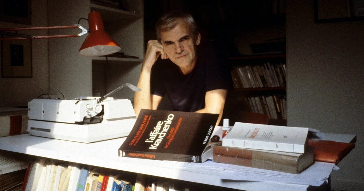 franceculture's tweet photo. C'était un écrivain tchèque devenu français, mais qu'importe : aucune étiquette ne lui importait autre que celle de "romancier". Un pari tenu : Milan Kundera aura réussi à marquer la littérature de sa plume.
➡️ https://t.co/rdkX3o9dy1 https://t.co/fJFGt3VbLH