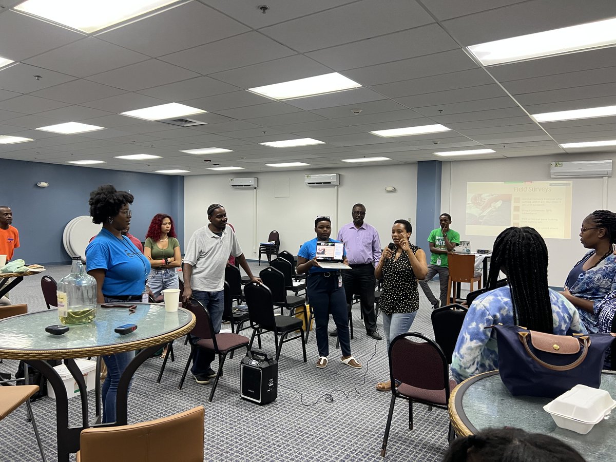 EAGAntigua's tweet photo. Happy #WildlifeWednesday everyone!🐍🦎🐢🦆🌱
Today, we’re highlighting our Antiguan Racer Census Training! 🐍📋
This workshop was made possible through funding provided by the Critical Ecosystem Partnership Fund
@CommunityCEPF
#localconservation #reptile #antiguanracer https://t.co/hVYgK1TgN3