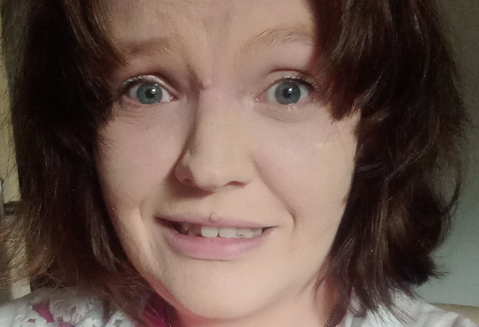 kelly-white-on-twitter-i-seem-to-have-suffered-a-bad-haircut