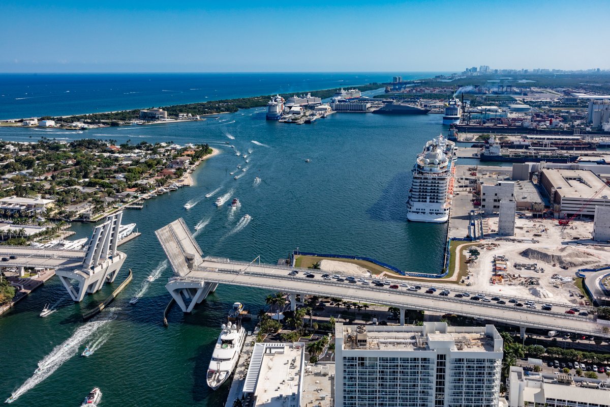 PortEverglades's tweet photo. Next summer, #porteverglades will host 5 cruise ships from award-winning brands @CelebrityCruise, @DisneyCruise, @PrincessCruises, and @RoyalCaribbean. The variety the lines offer is sure to appeal to discerning guests. https://t.co/qXvo39BhAE https://t.co/3eWol0g3TH