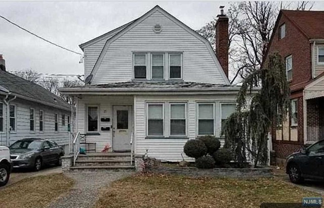 BardossasRE's tweet photo. The long house hunt is finally over. Contact me now for a showing! #homesforsale  https://t.co/cuZN9SJAJS https://t.co/gOLNcggQJC