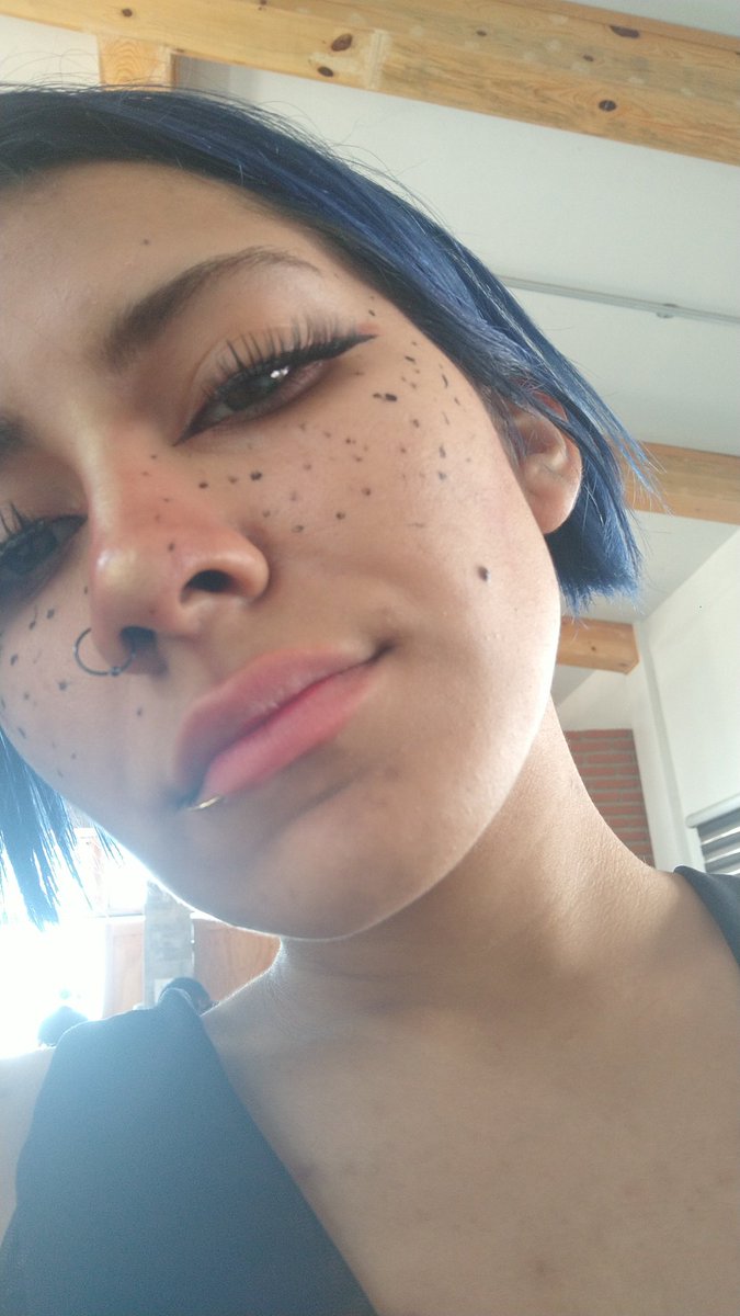 GingerVanAcker's tweet photo. Today on class 💙 

#today #myday #new #Blue #happy #onlyfansmodel #university #makeupartist https://t.co/ZfF9sgQiHJ