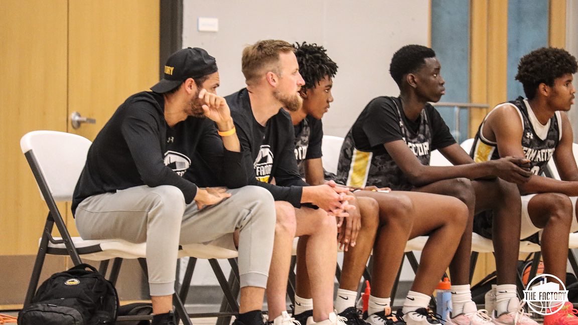 TheFactoryBB's tweet photo. 📸 Highlights @The Summer Warm Up in Omaha pt. 1

Team Factory 15U National vs. CMA 15U

#thefactory #teamfactory #basketball #bball #aau #aaubasketball #summer https://t.co/GyjsN08Ooa